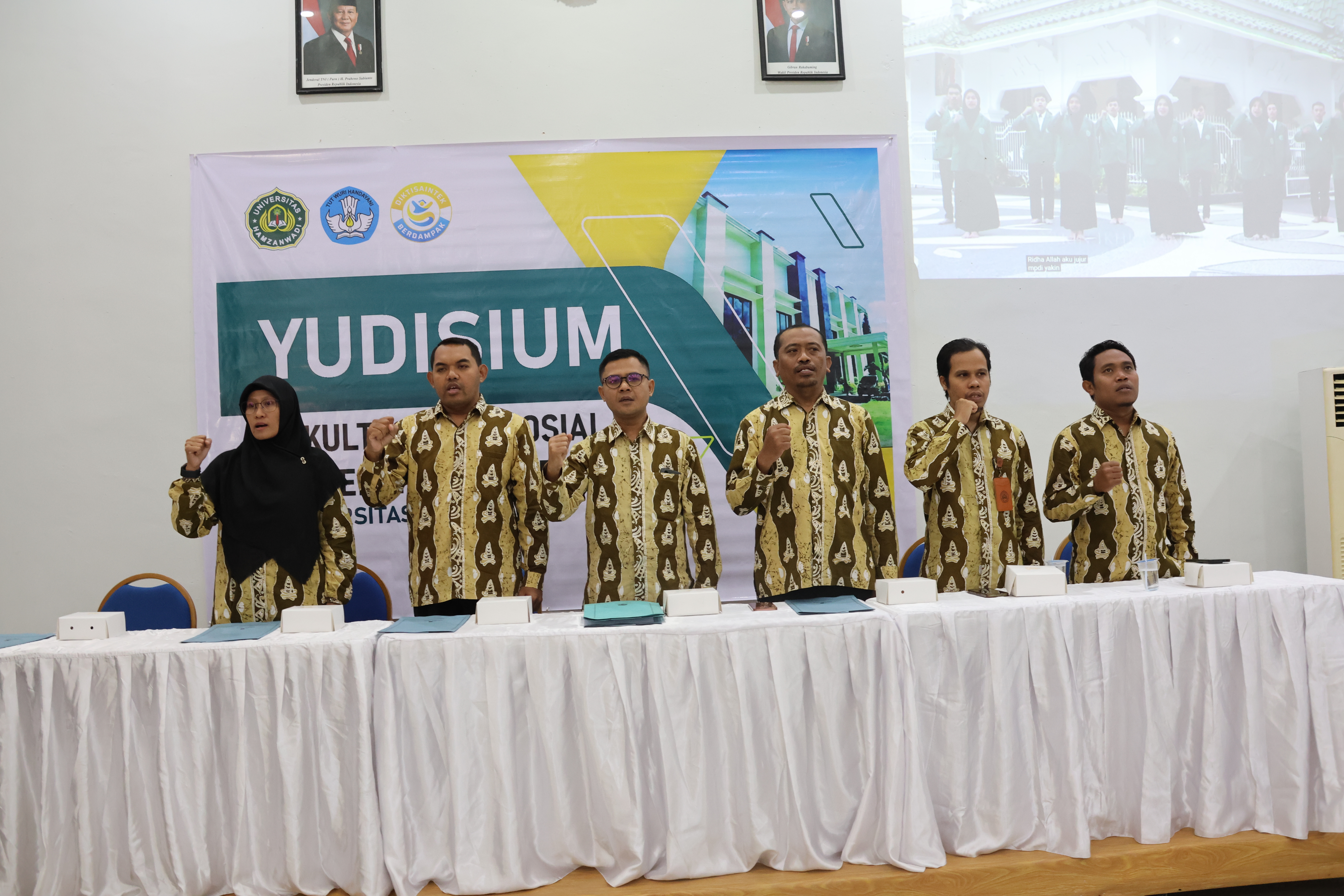 FISE Universitas Hamzanwadi Gelar Yudisium Gelombang I, 72 Mahasiswa Resmi Lulus